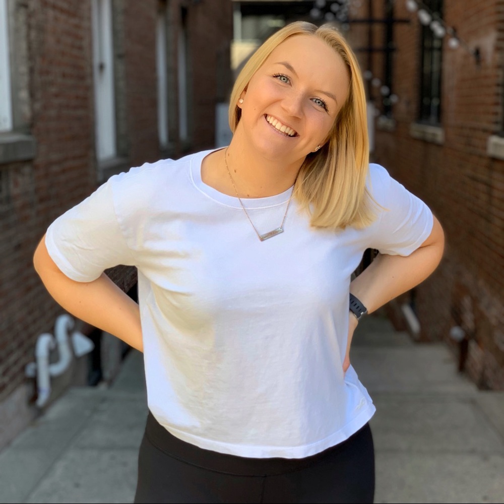 Meet your Posher, Corinne